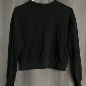 Black sweatshirt